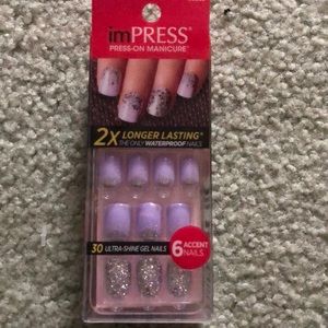 Gel press on nails